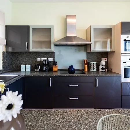 Sideseaviewapp In Sliema2bed, Garage&walk To Sea Sliema